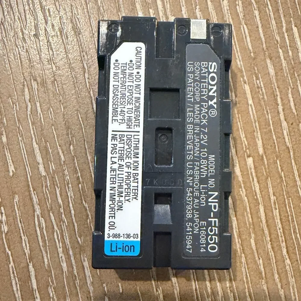 Sony NP-F550 Rechargeable Battery Pack L Series Handycam Camcorder Genuine OEM